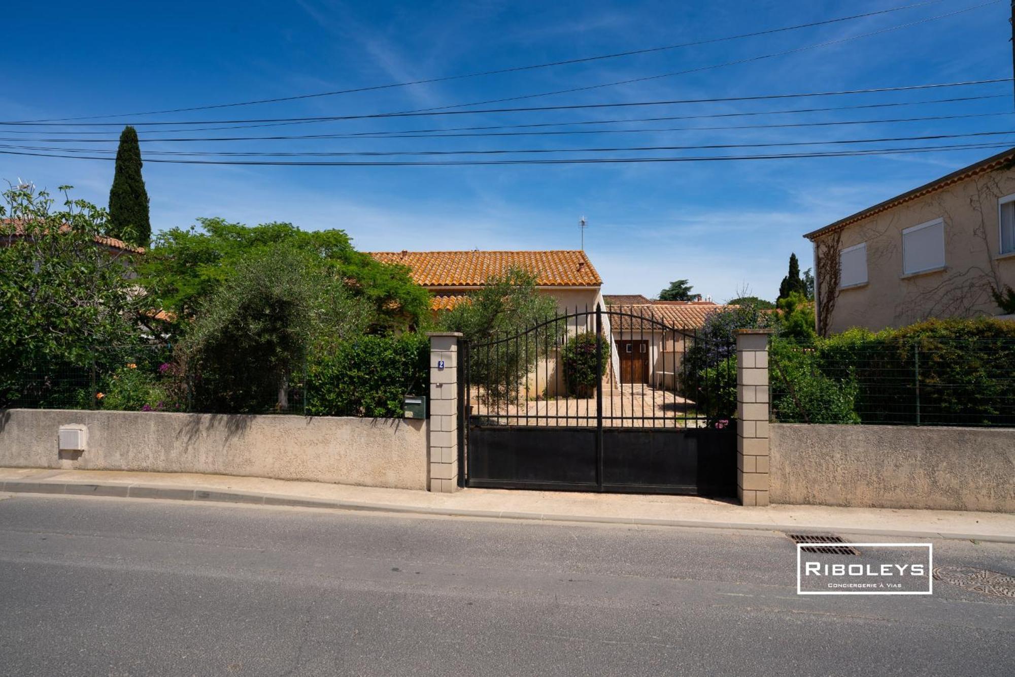 Maison Climatisee Avec Grand Jardin Ombrage Holiday home
