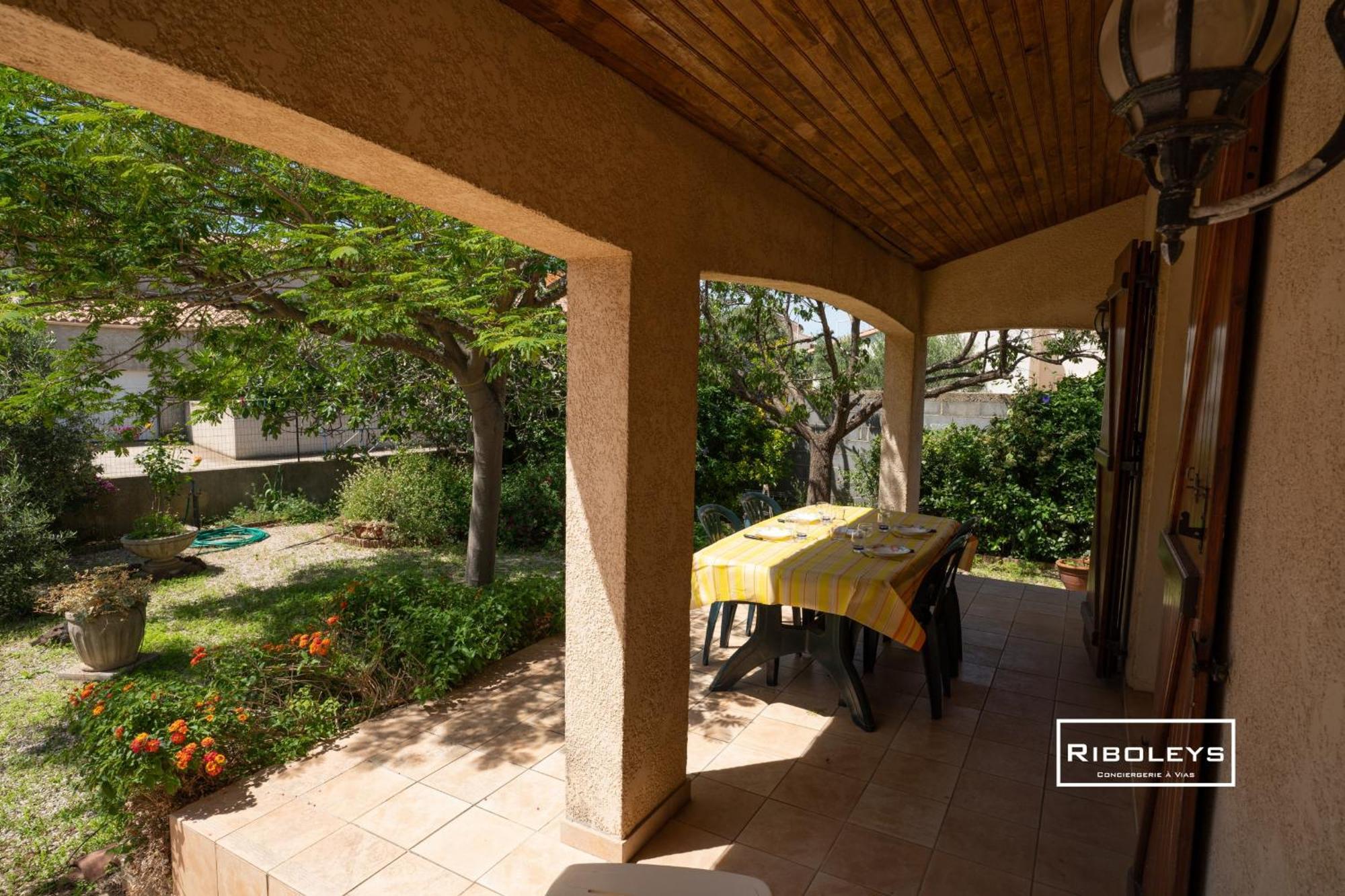 Maison Climatisee Avec Grand Jardin Ombrage Holiday home Vias